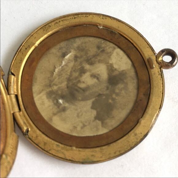 Vintage Crescent Moon Locket Gold Plated Antique Pendant Necklace 1900 1910 - Picture 5 of 8